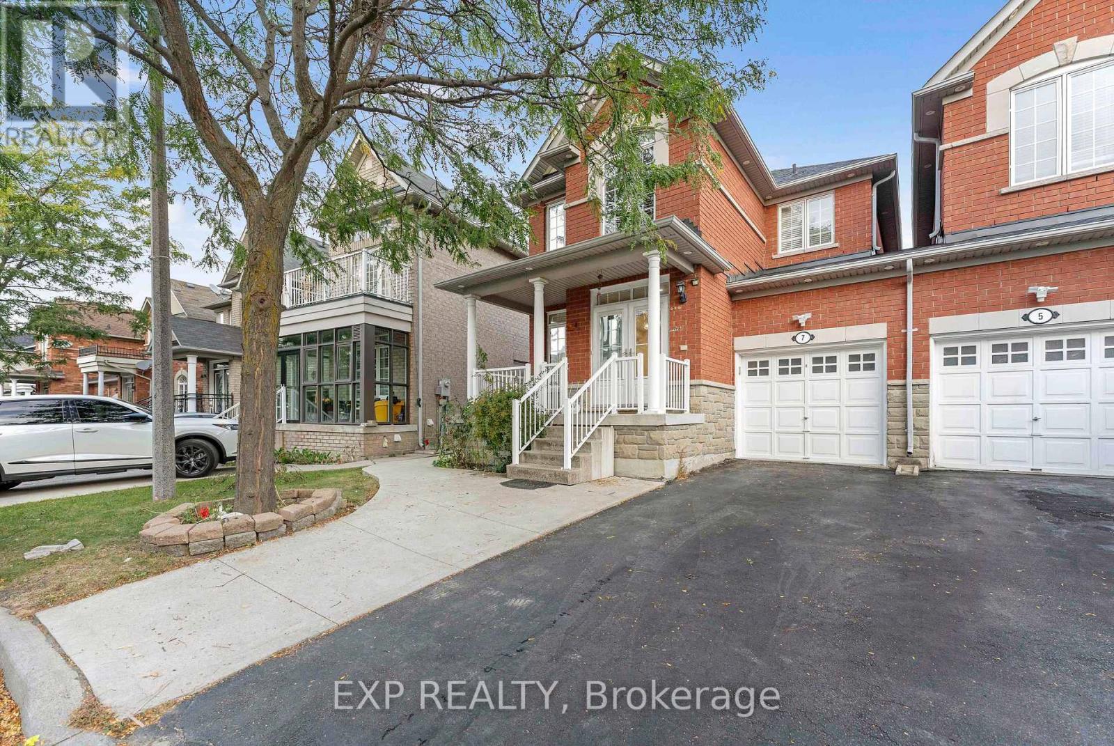 7 Overture Lane Property Photo 2