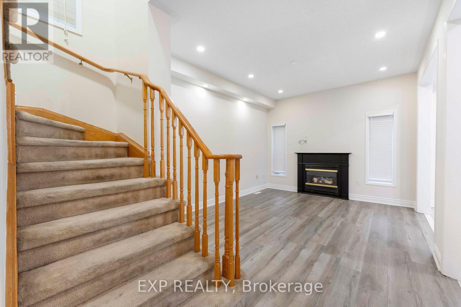 7 Overture Lane Property Photo 10