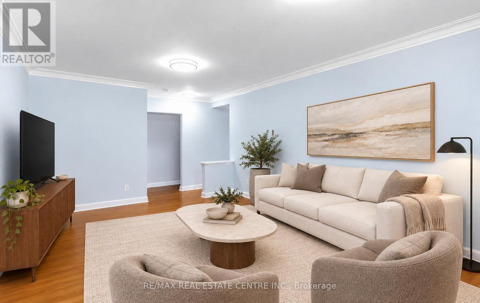 302 Southview Road Property Photo 9