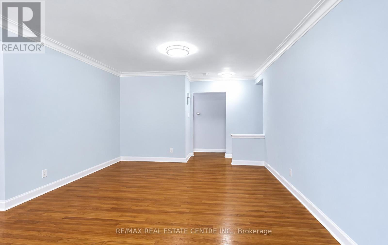 302 Southview Road Property Photo 10