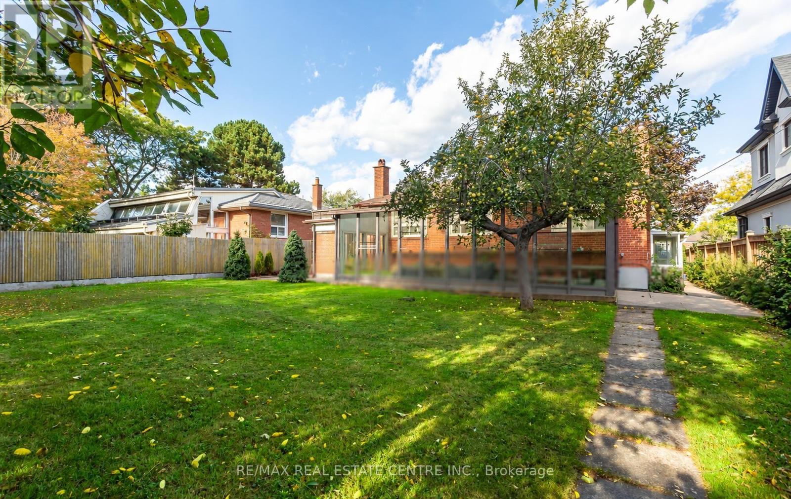 302 Southview Road Property Photo 23