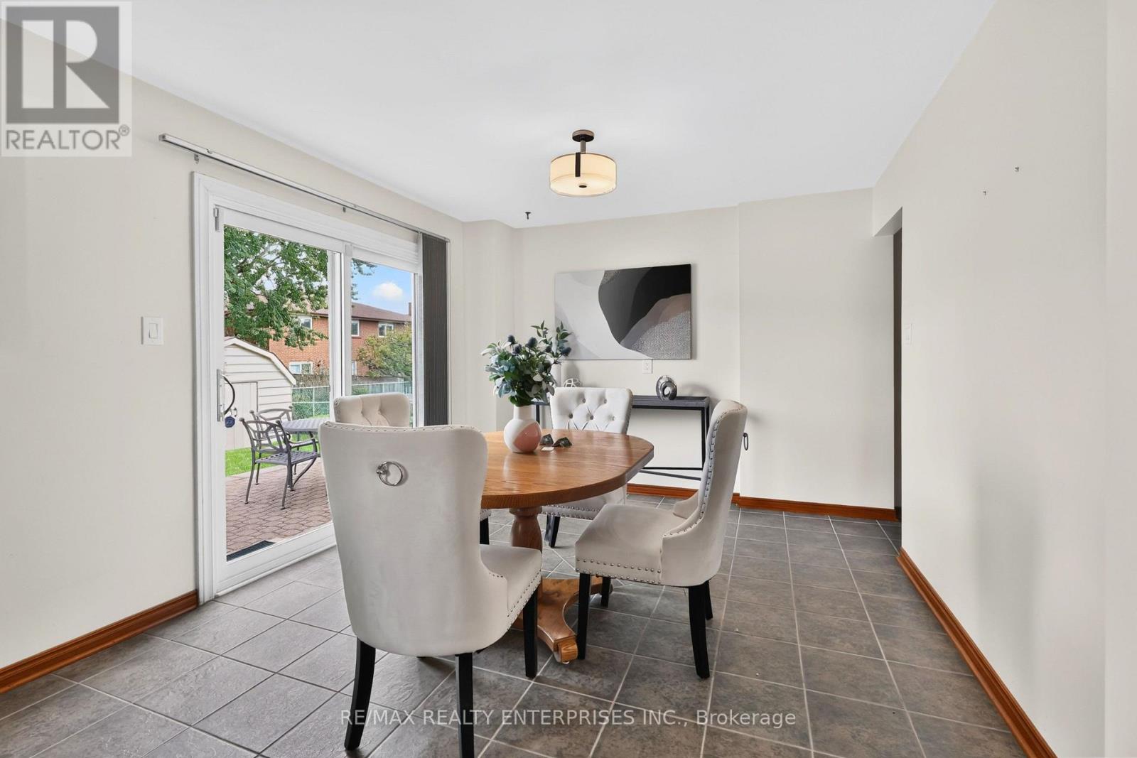4151 Rockwood Road Property Photo 15