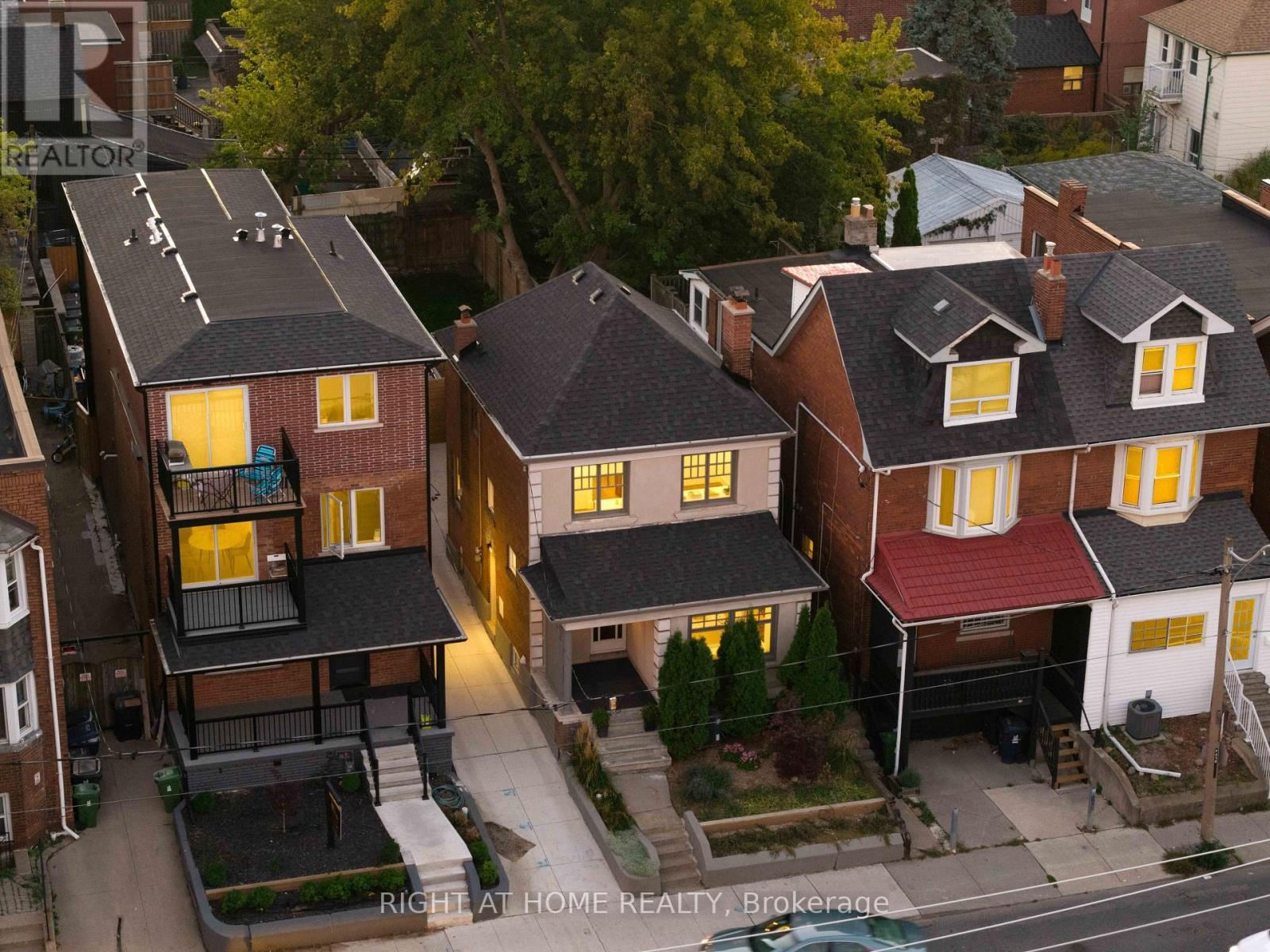 1642 Dufferin Street Property Photo 2