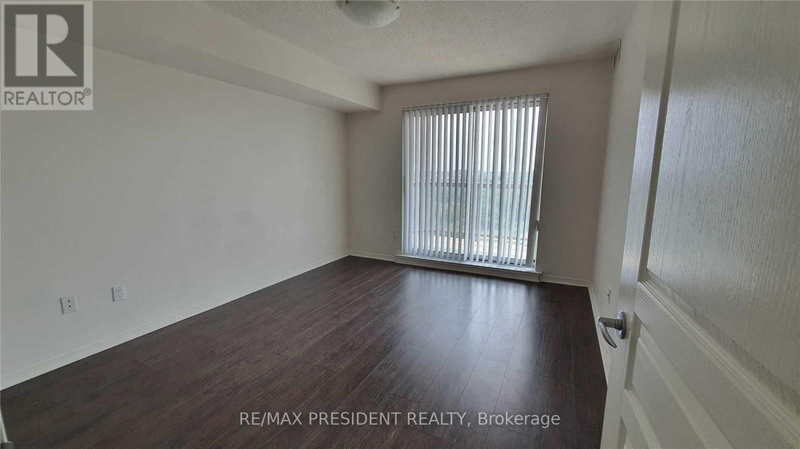 501 - 300 Ray Lawson Boulevard Property Photo 14