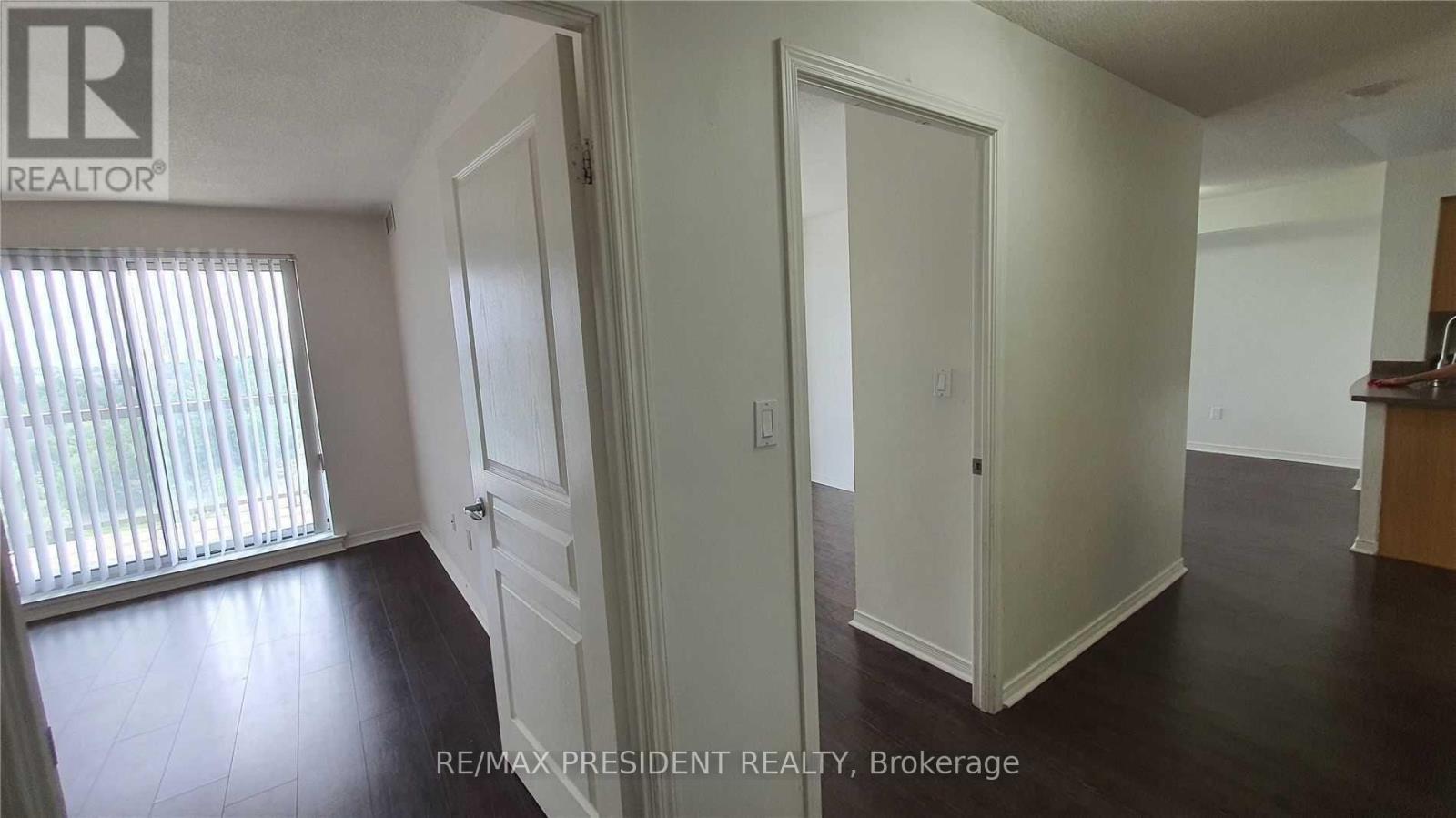 501 - 300 Ray Lawson Boulevard Property Photo 17