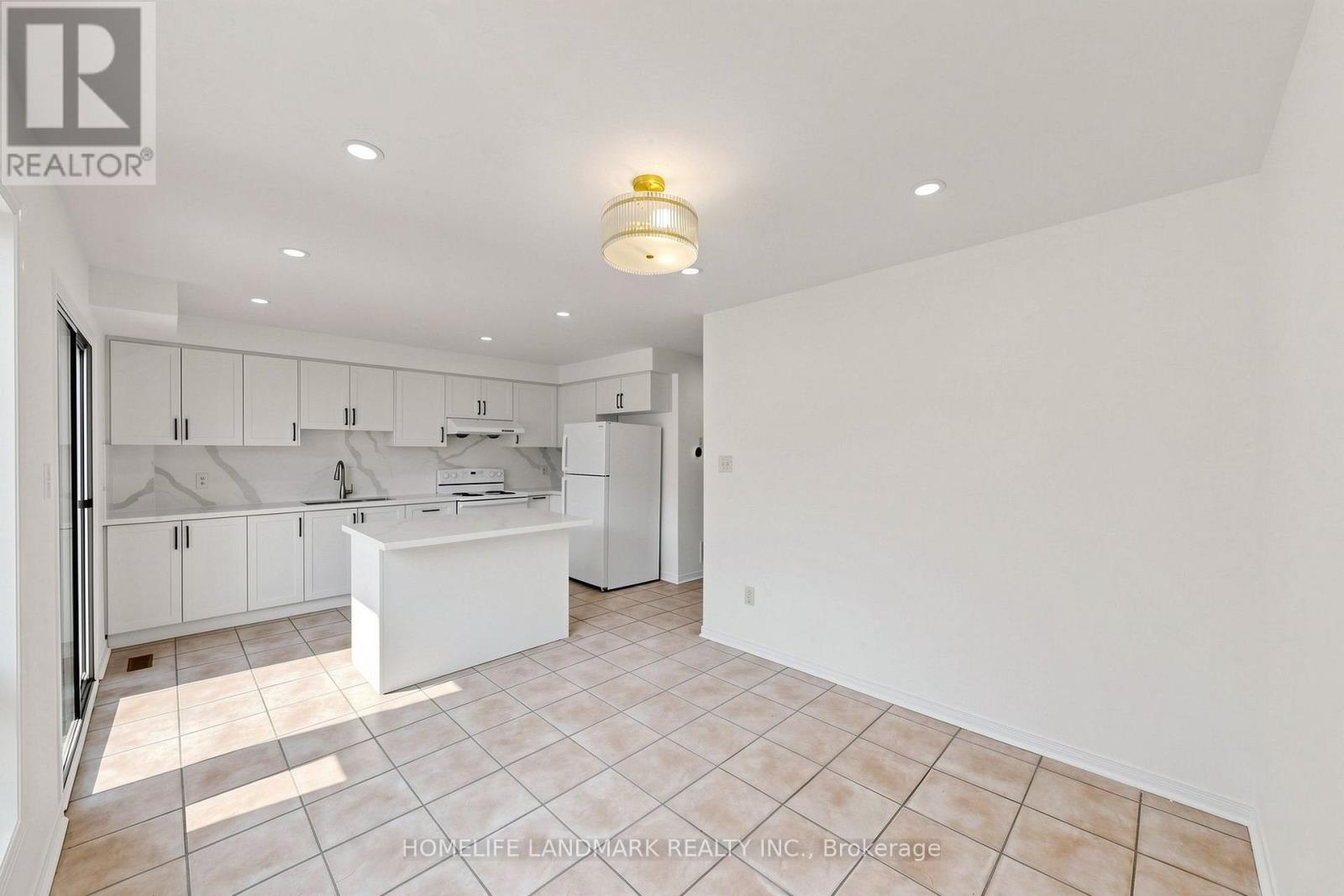 552 Thelma Street Property Photo 10