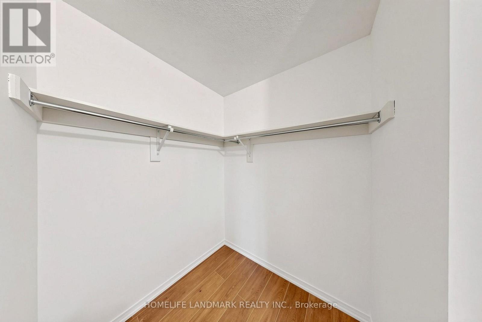 552 Thelma Street Property Photo 30