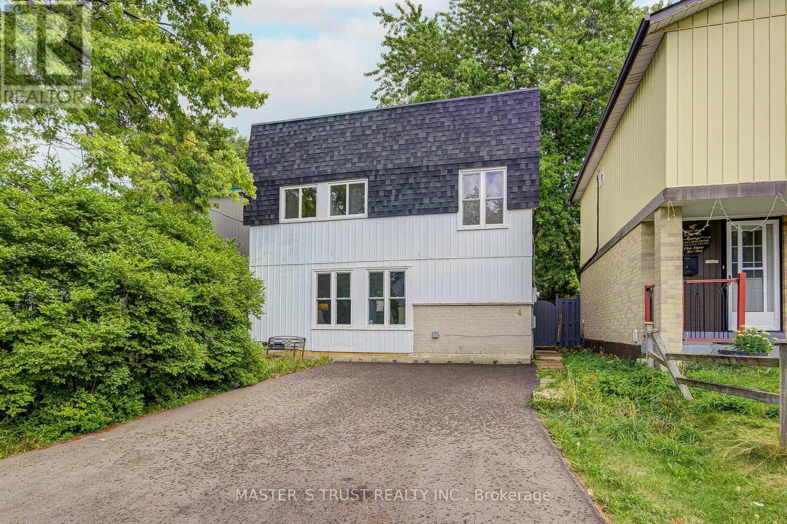 4 Gatsby Square Property Photo 1