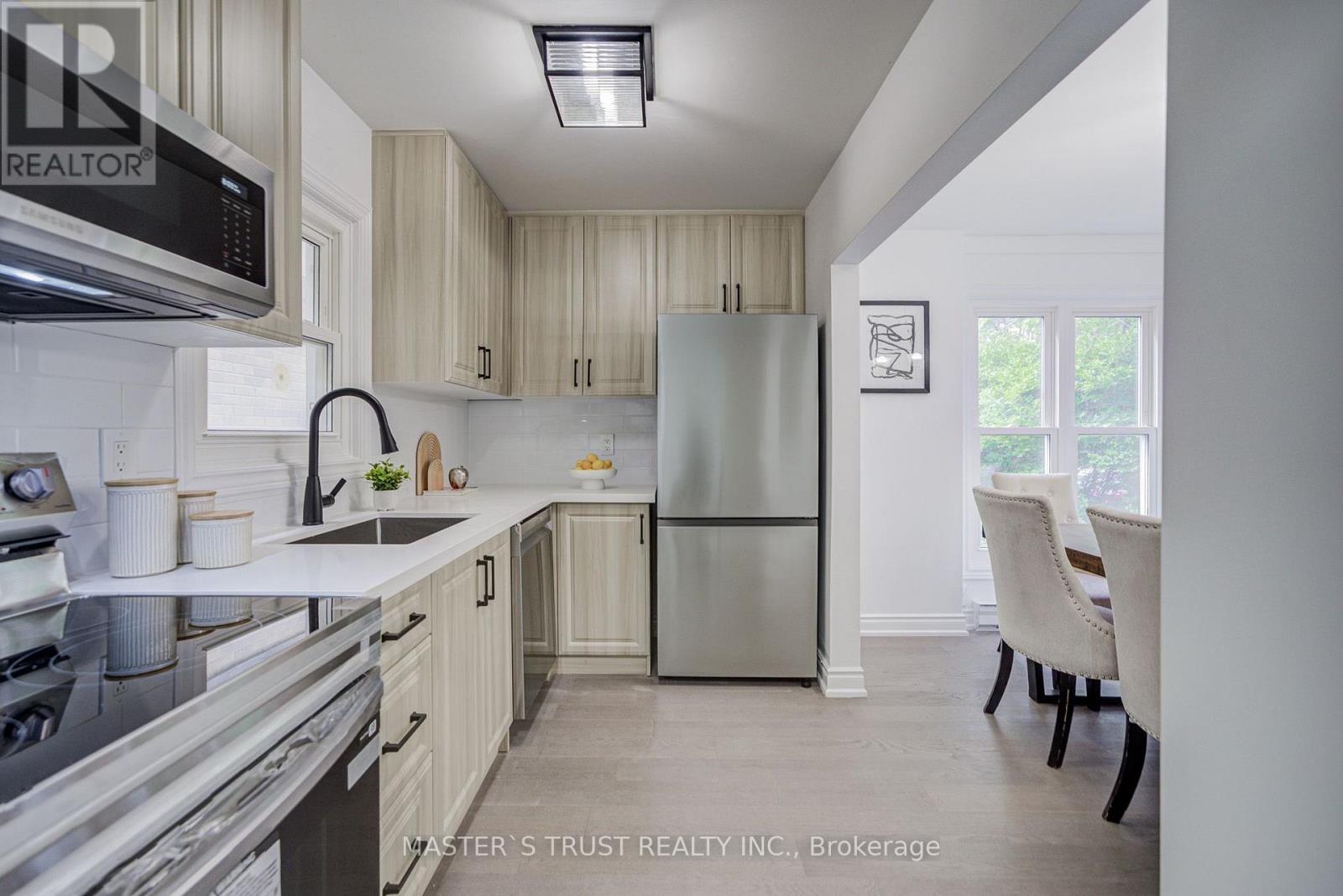 4 Gatsby Square Property Photo 4