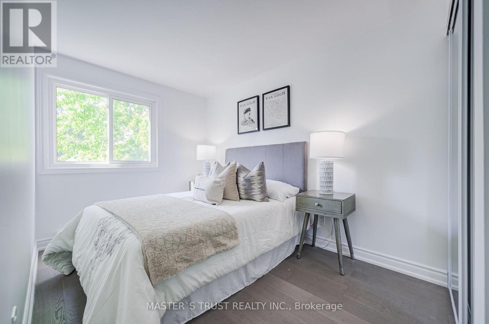 4 Gatsby Square Property Photo 20