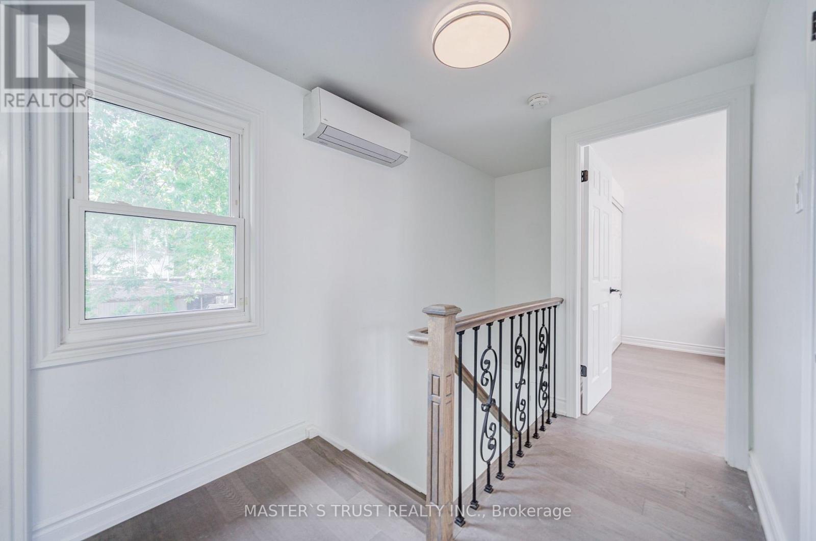 4 Gatsby Square Property Photo 23