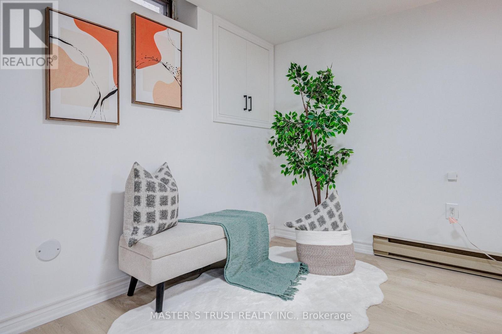 4 Gatsby Square Property Photo 25