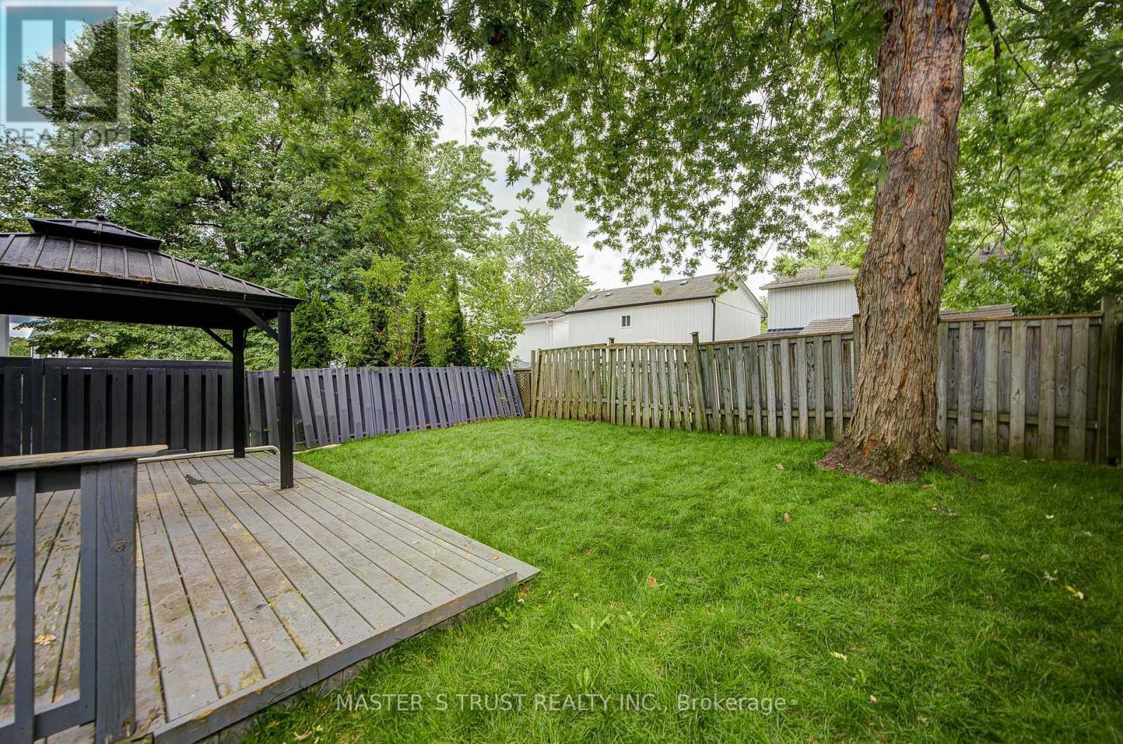4 Gatsby Square Property Photo 34