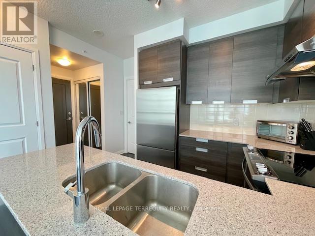 1219 - 5033 Four Springs Avenue Property Photo 10