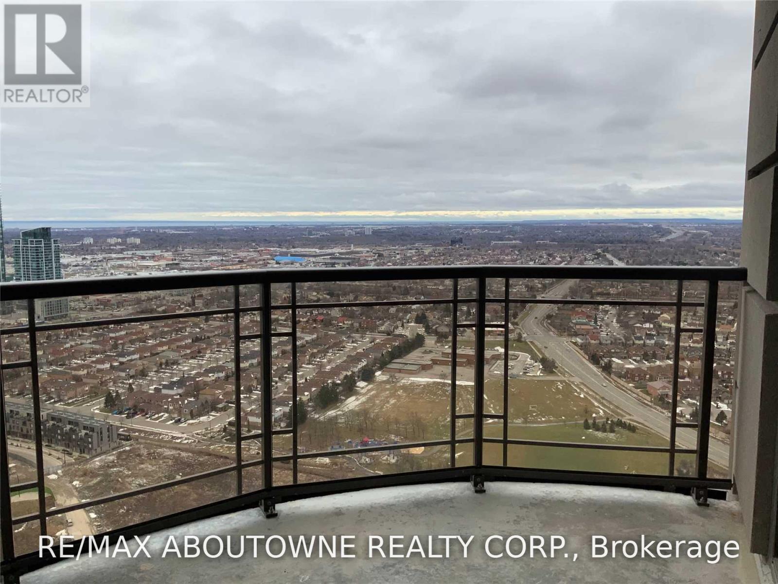 3508 - 385 Prince Of Wales Drive Property Photo 8