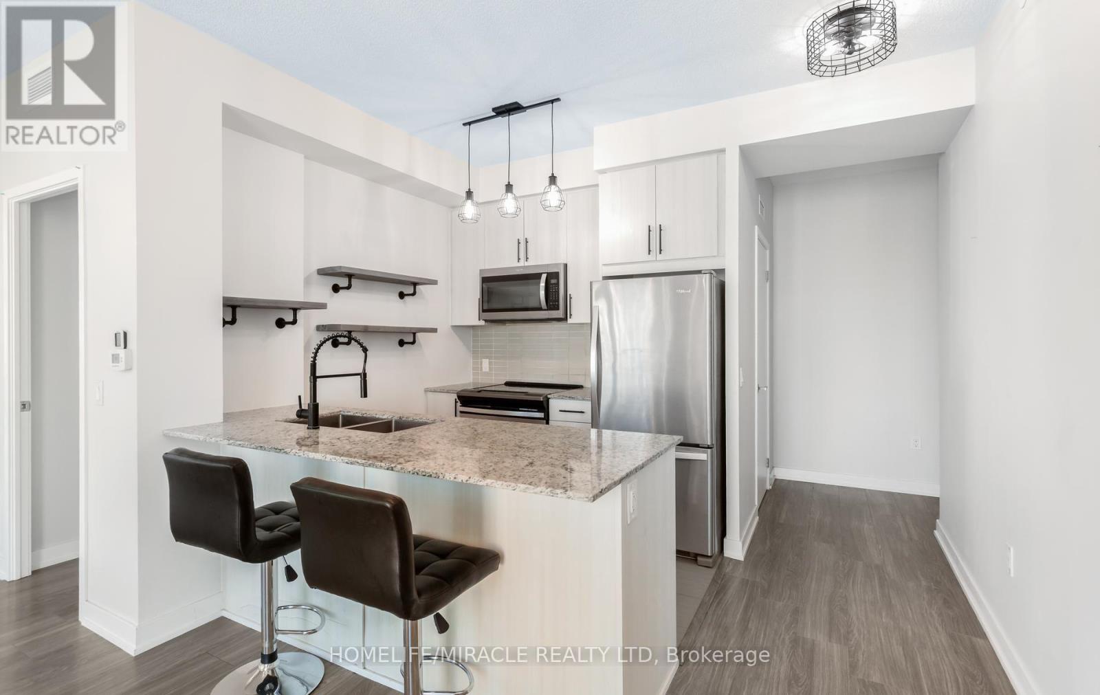 3015 - 4055 Parkside Village Drive Property Photo 18