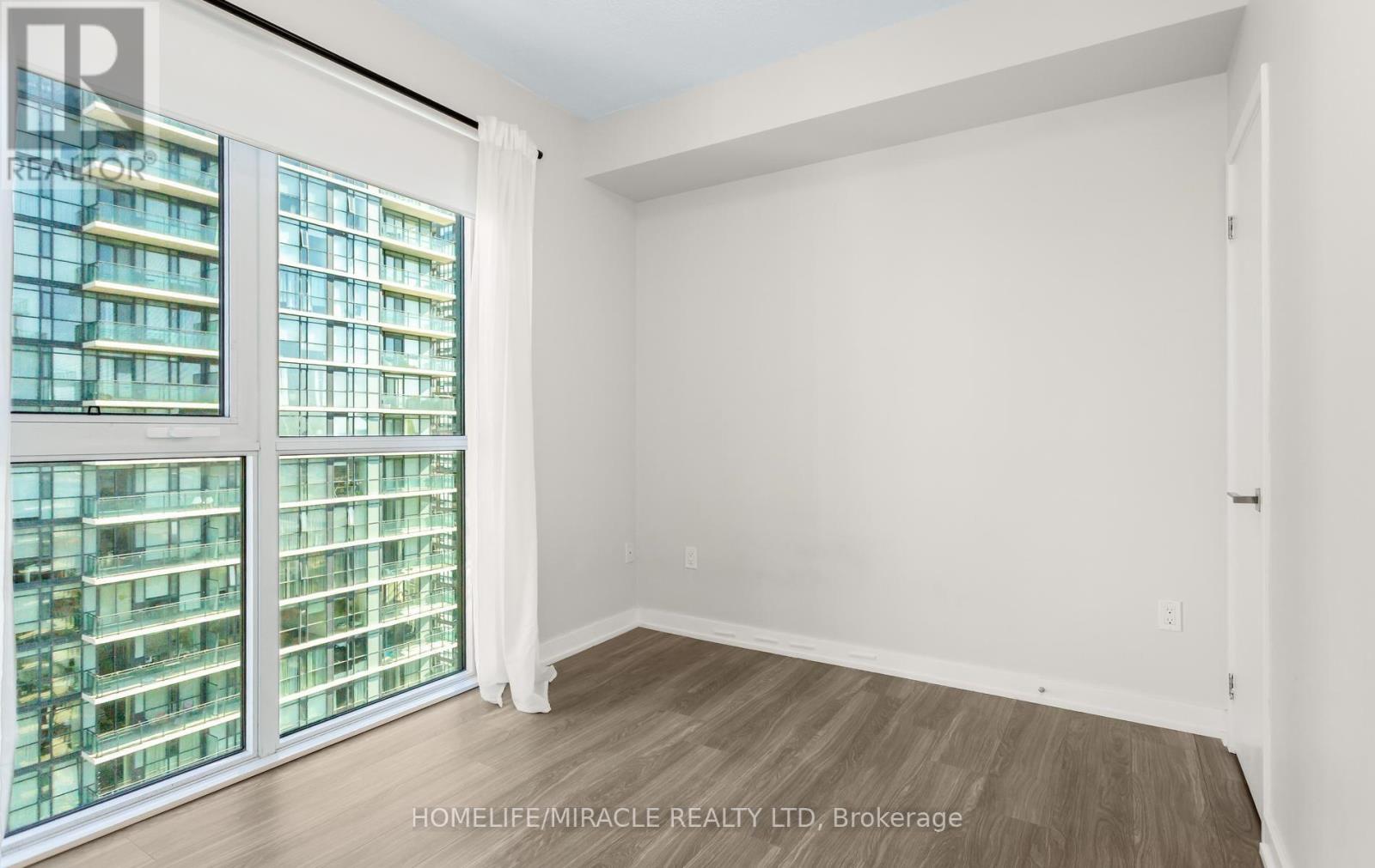 3015 - 4055 Parkside Village Drive Property Photo 30