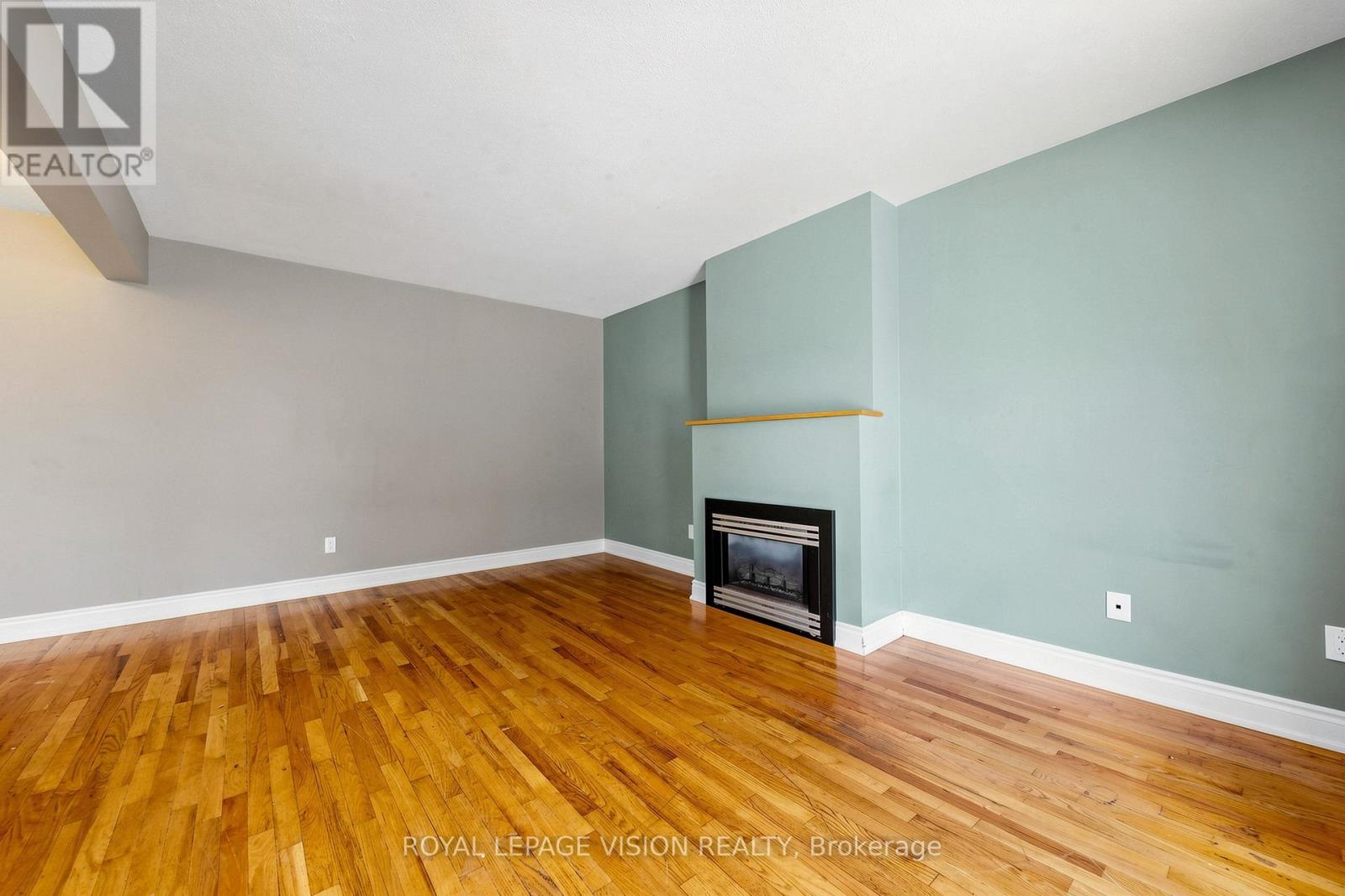 6 Hector Court Property Photo 6