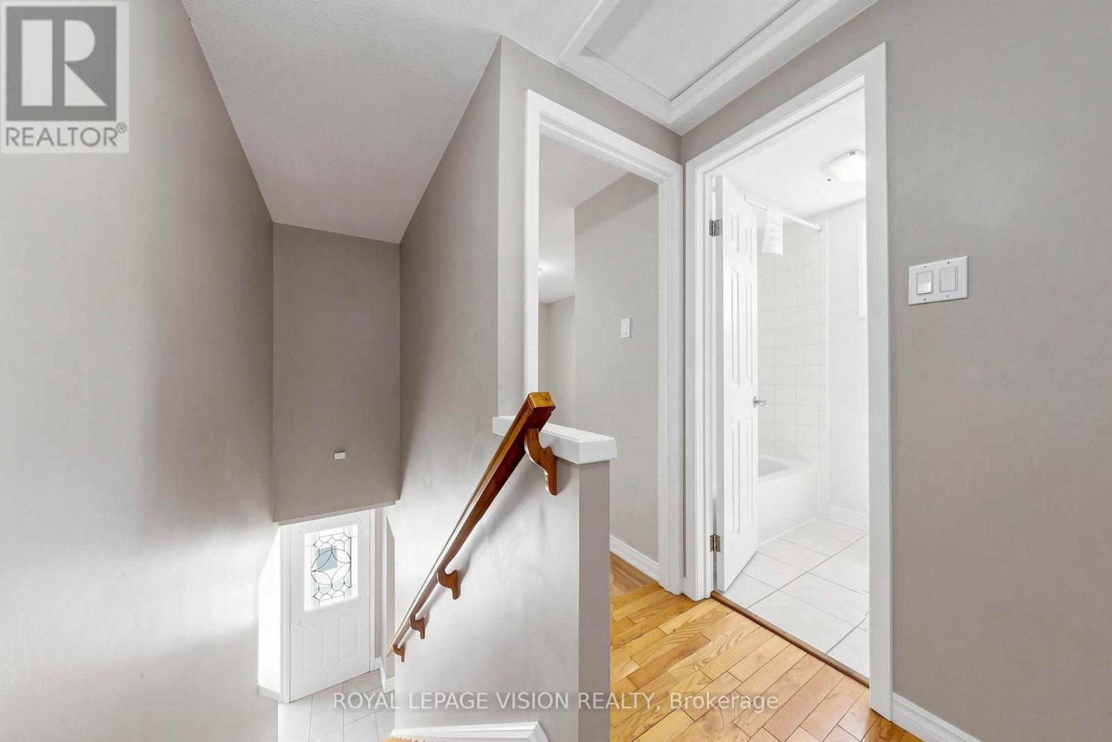 6 Hector Court Property Photo 15