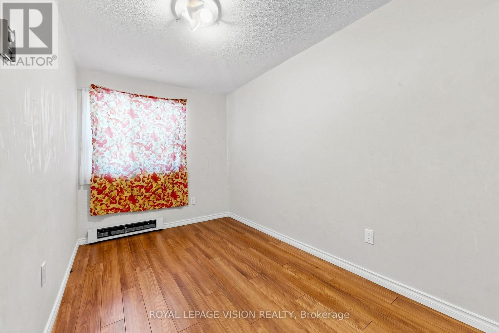 6 Hector Court Property Photo 22
