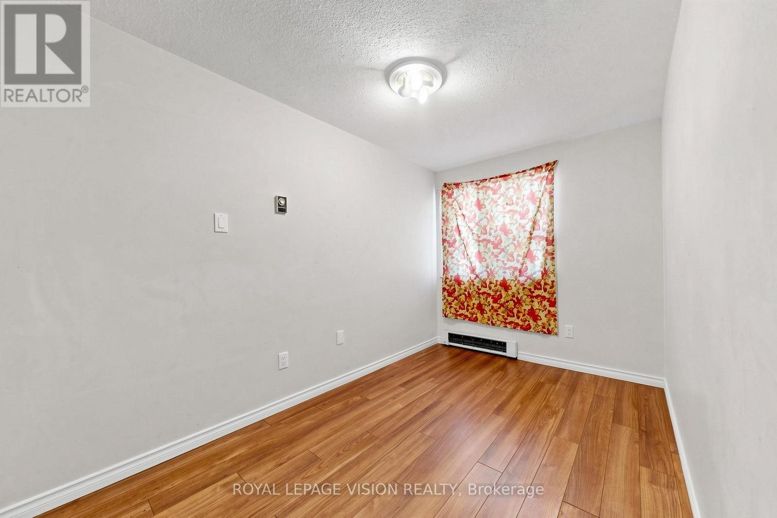 6 Hector Court Property Photo 23
