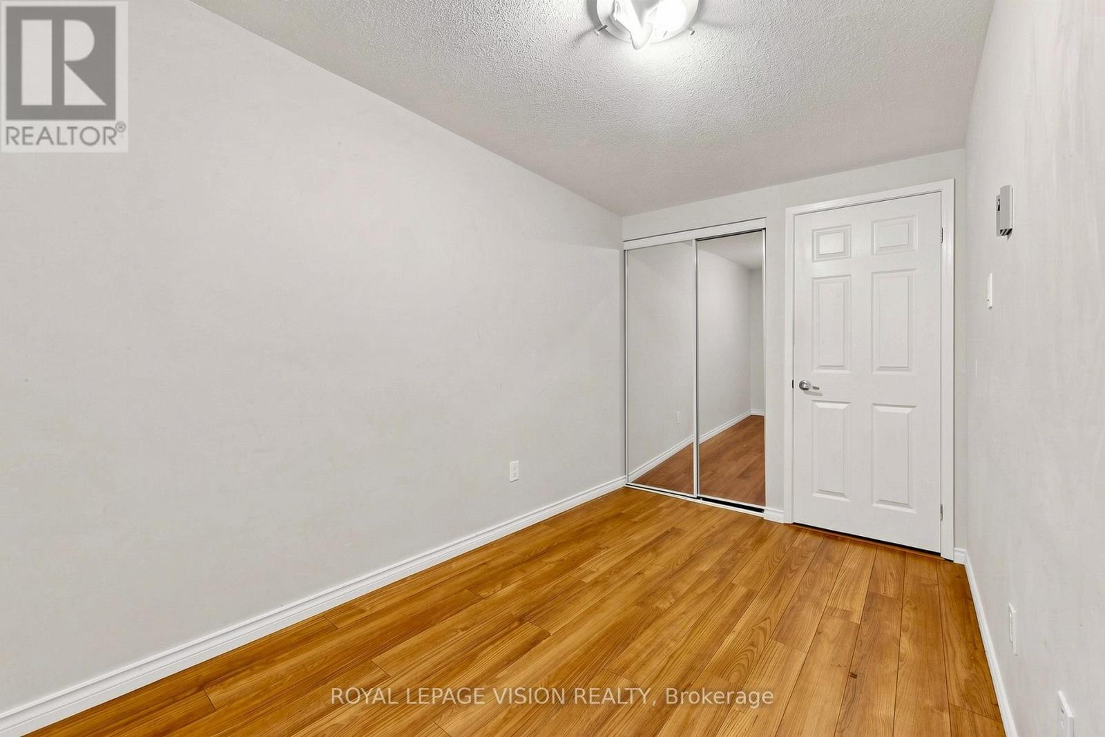 6 Hector Court Property Photo 24