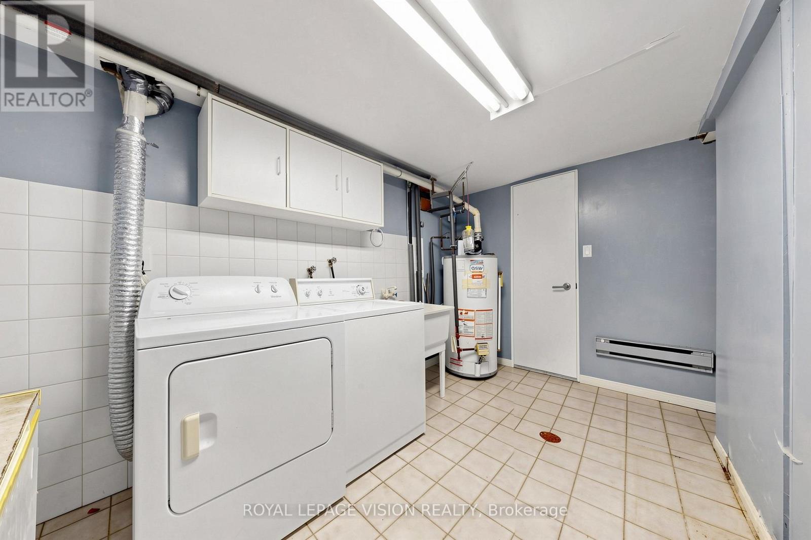 6 Hector Court Property Photo 30
