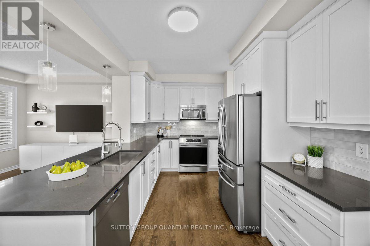 1413 Connaught Terrace Property Photo 15