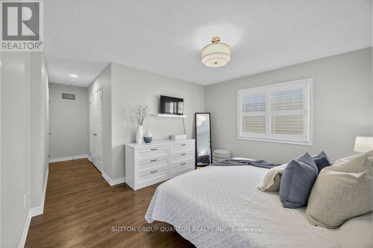 1413 Connaught Terrace Property Photo 24