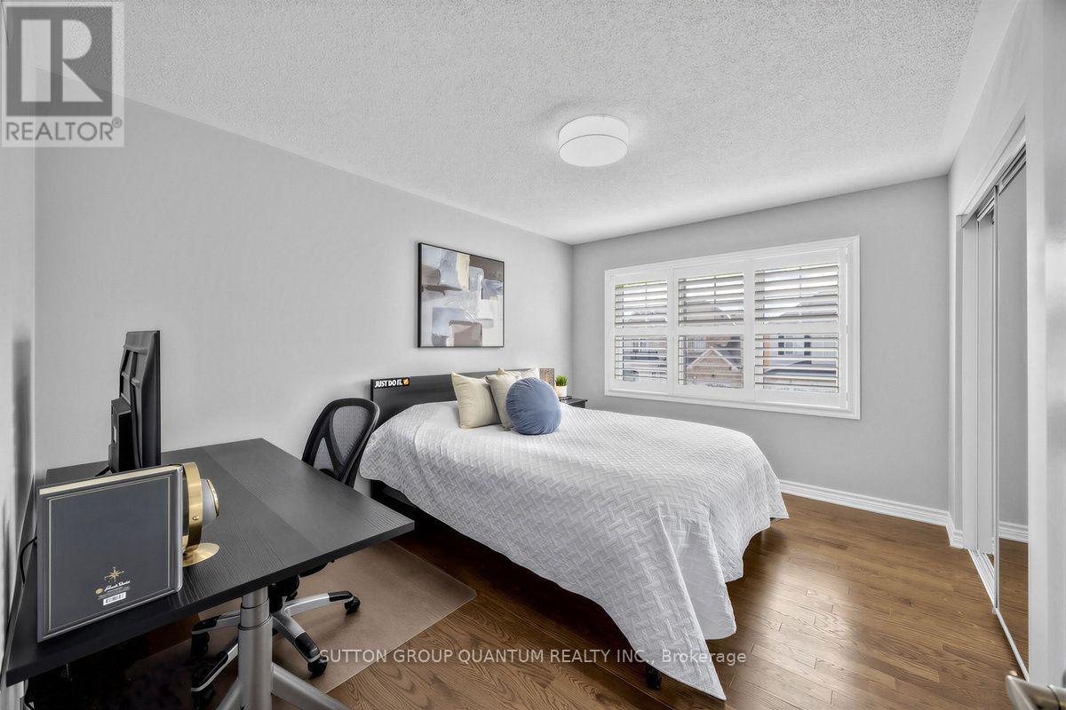 1413 Connaught Terrace Property Photo 27