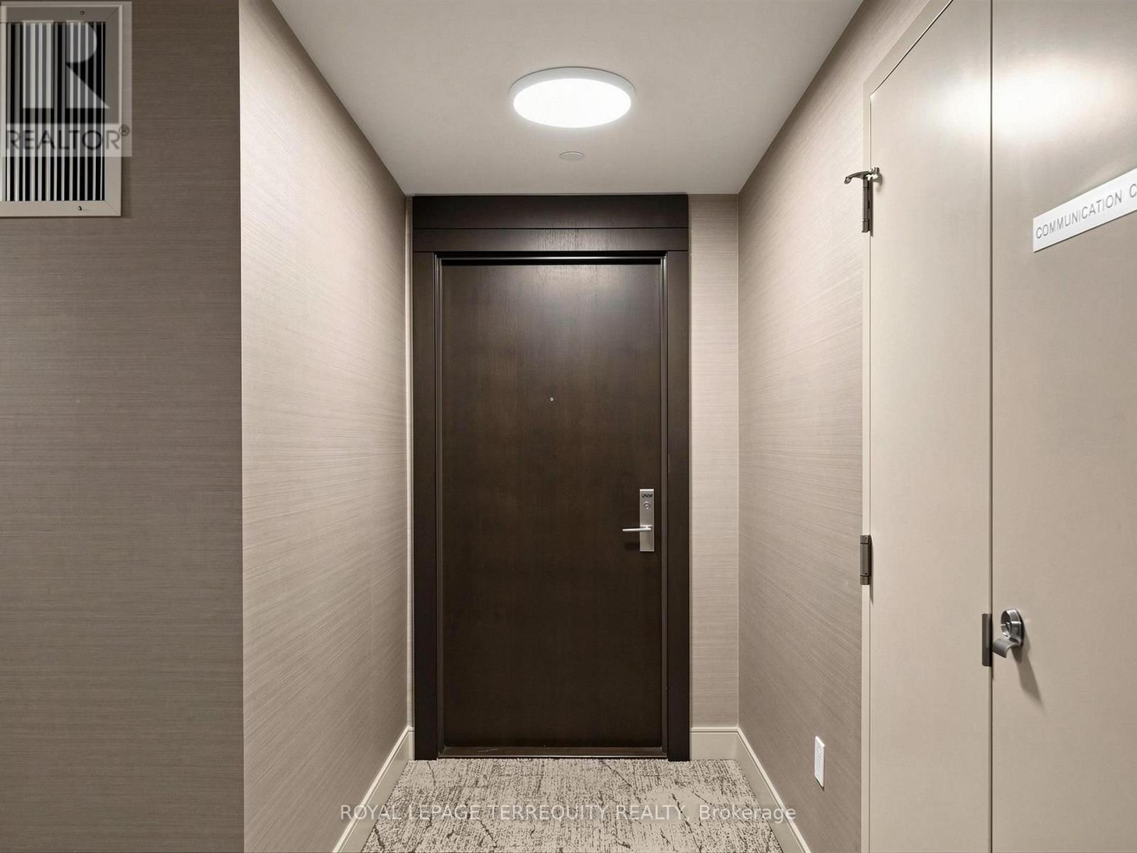 2509 - 8 Nahani Way Property Photo 6