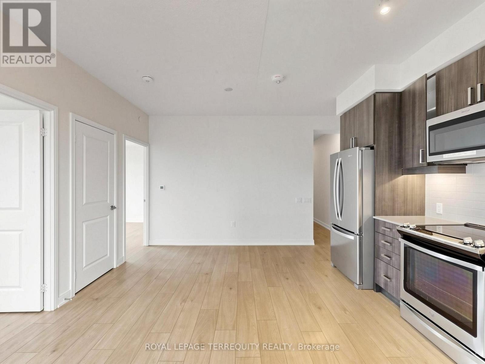 2509 - 8 Nahani Way Property Photo 13