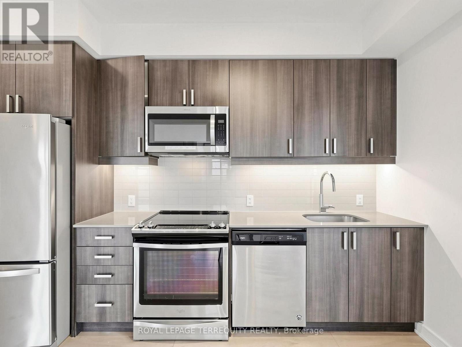 2509 - 8 Nahani Way Property Photo 14