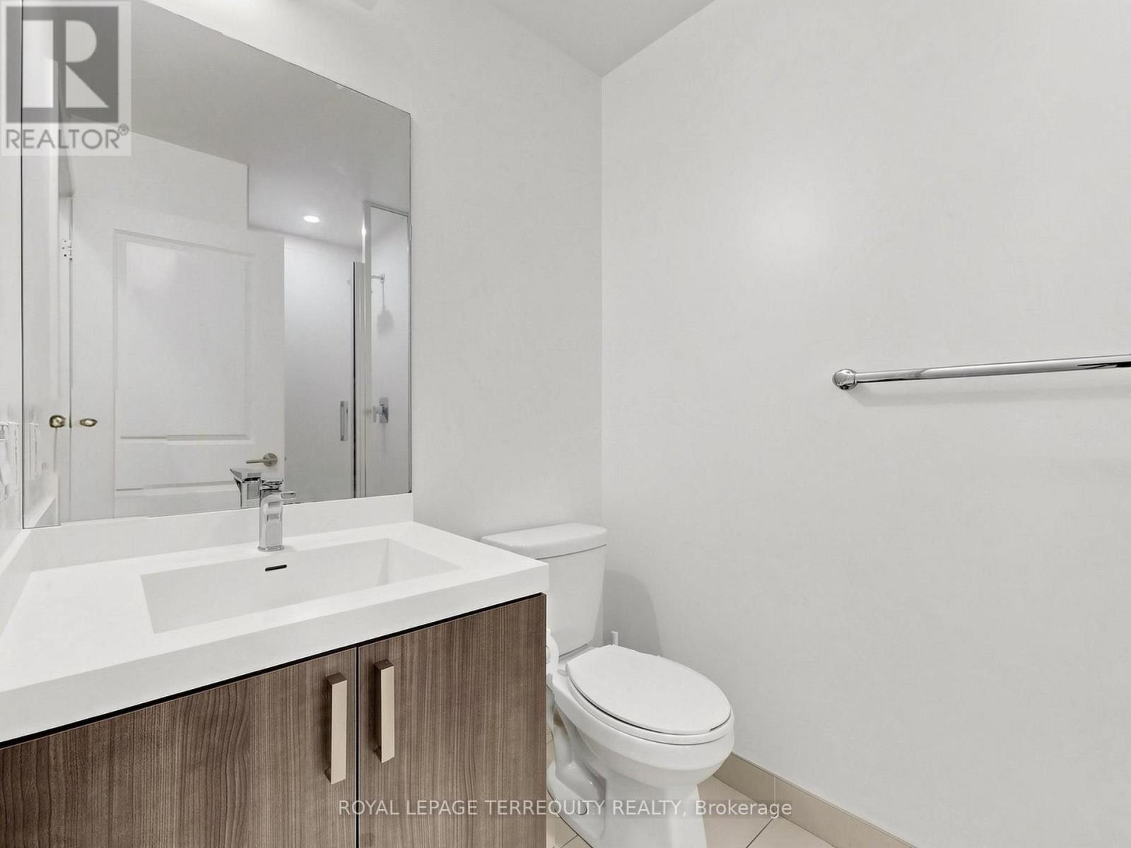 2509 - 8 Nahani Way Property Photo 24