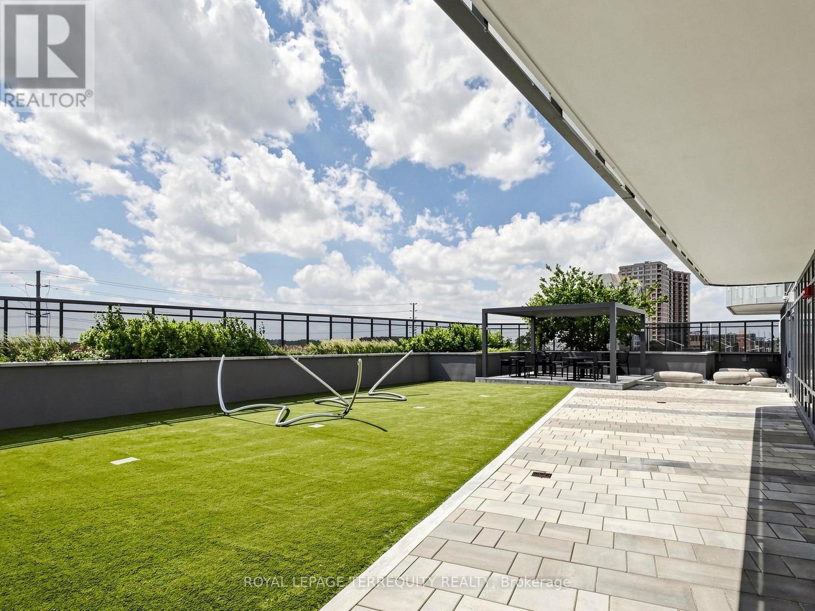 2509 - 8 Nahani Way Property Photo 47