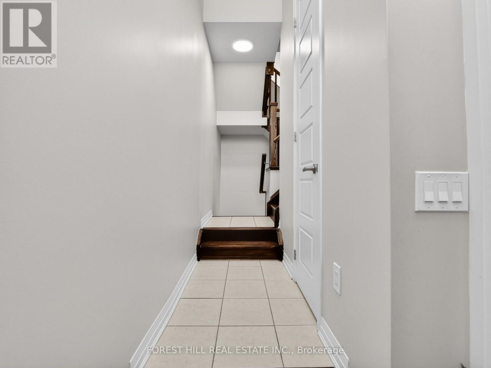 19 Stanley Greene Boulevard Property Photo 3