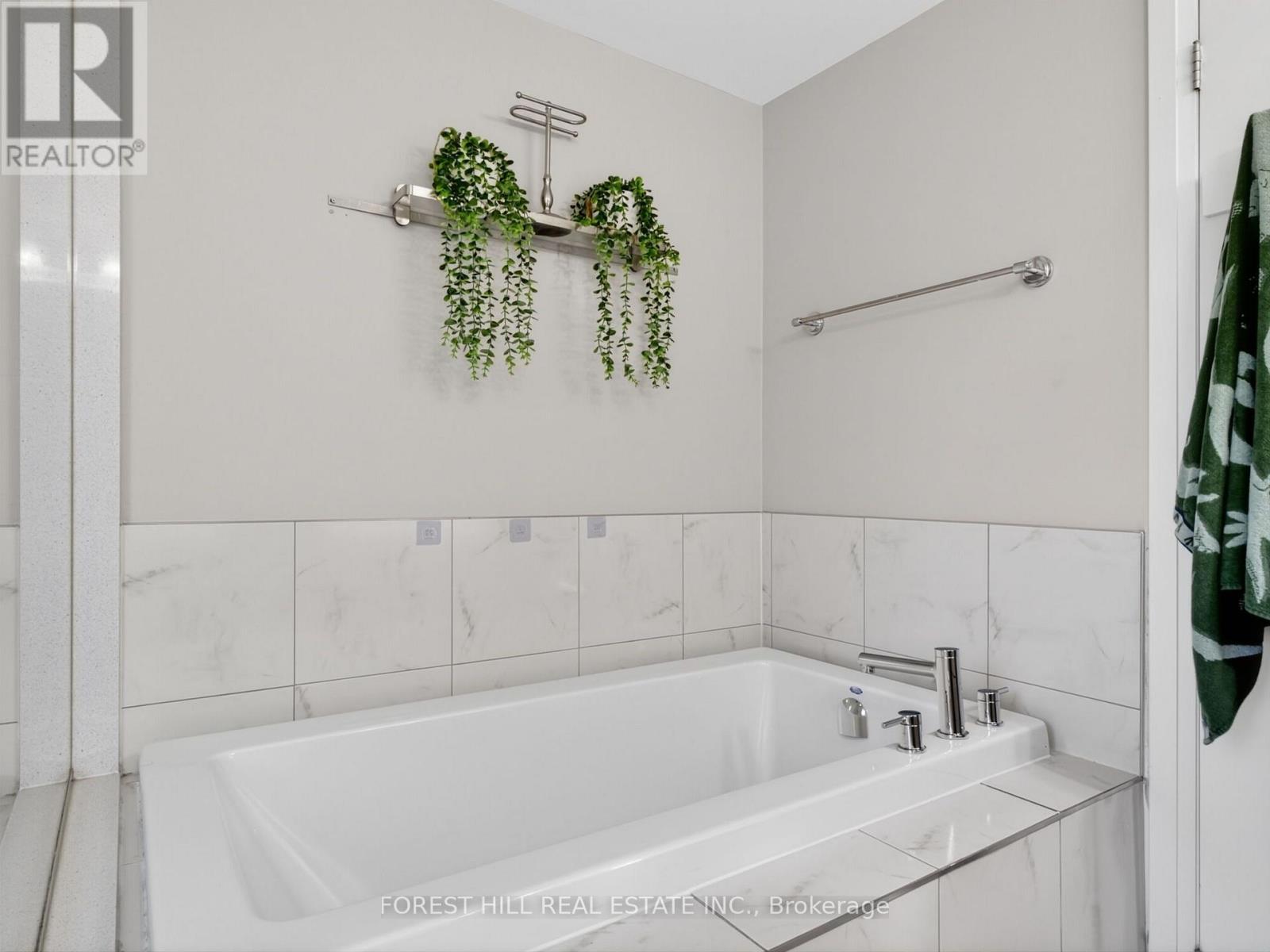 19 Stanley Greene Boulevard Property Photo 27