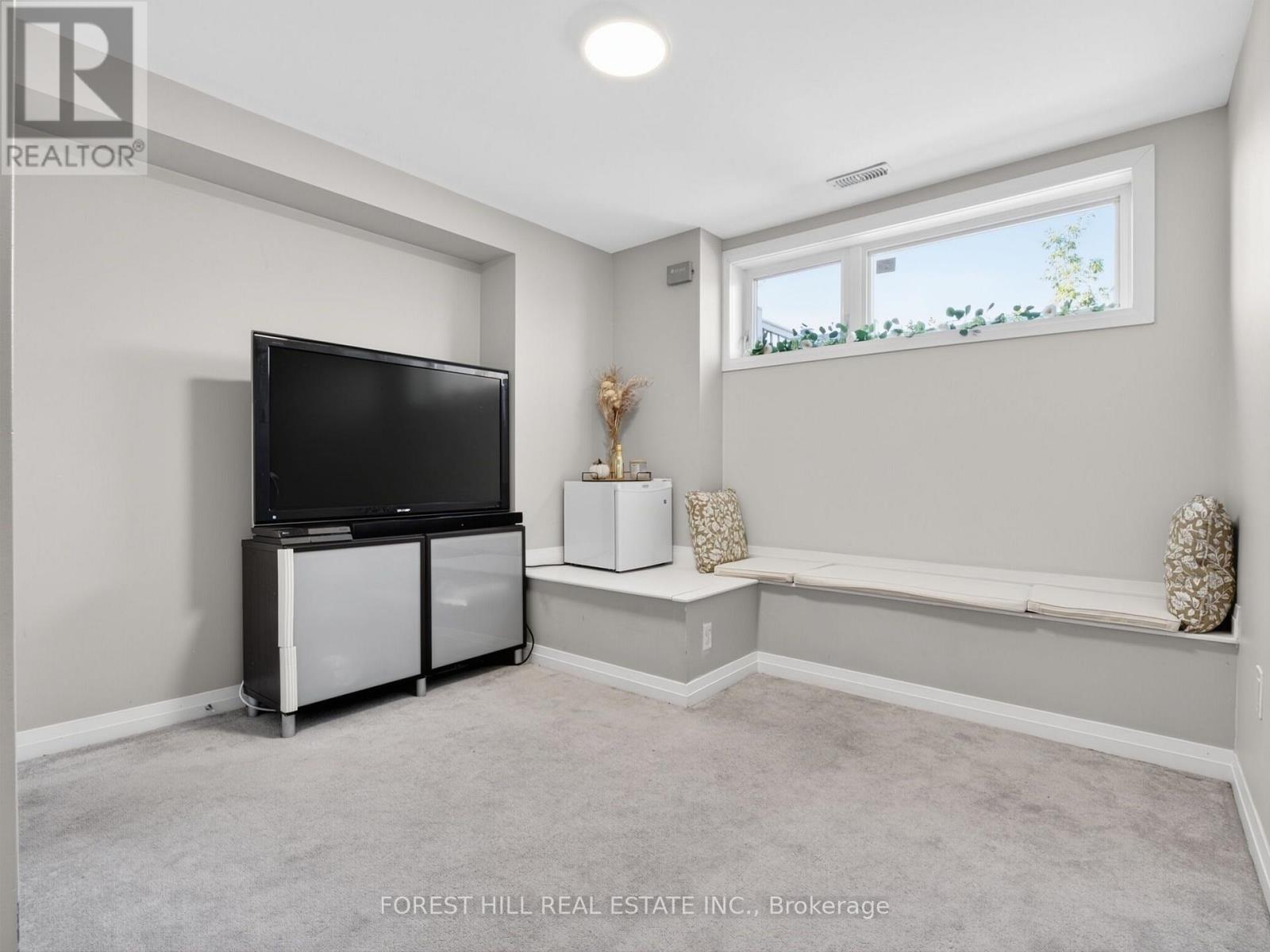 19 Stanley Greene Boulevard Property Photo 36