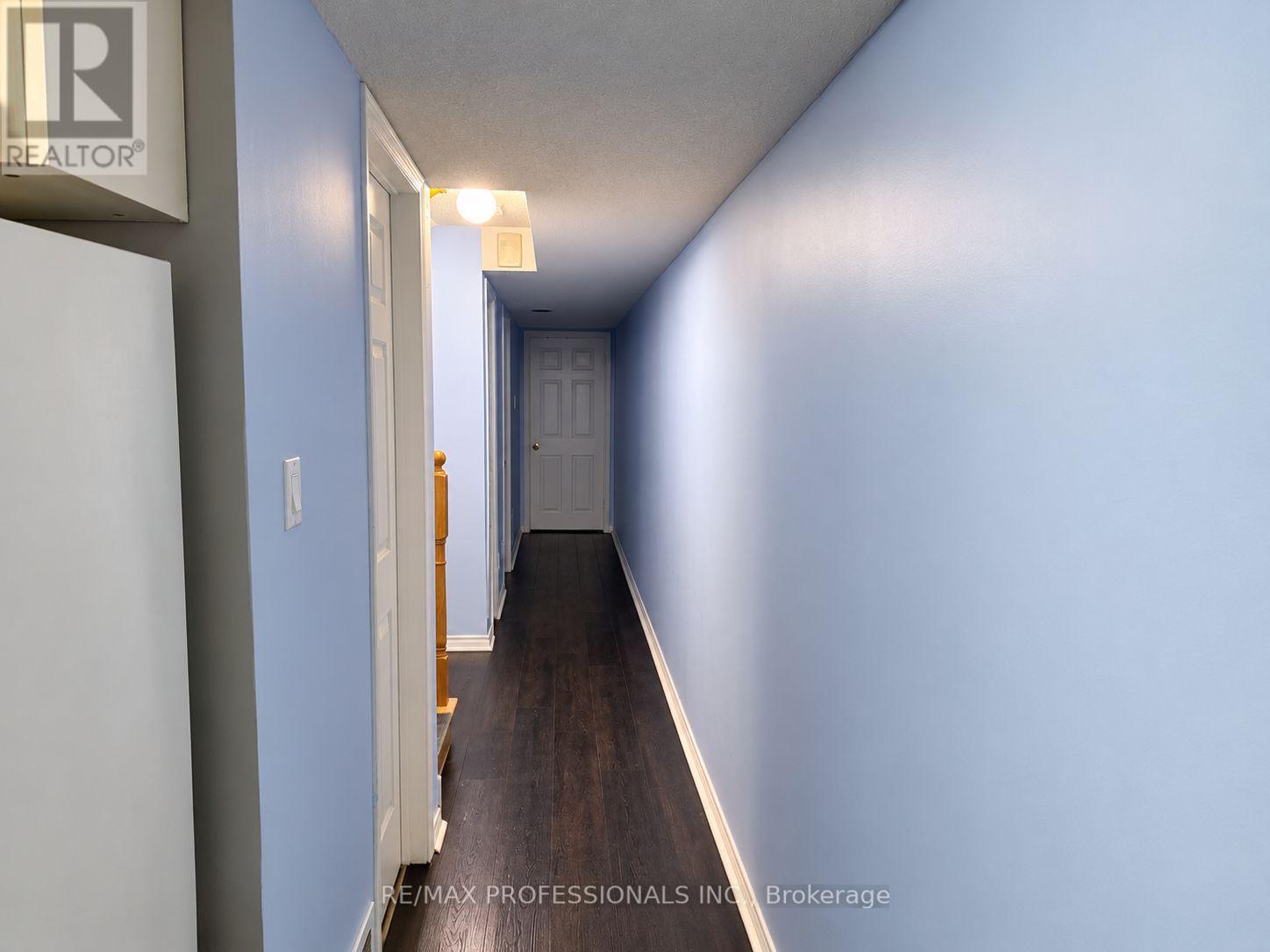 7 Mulock Avenue Property Photo 30