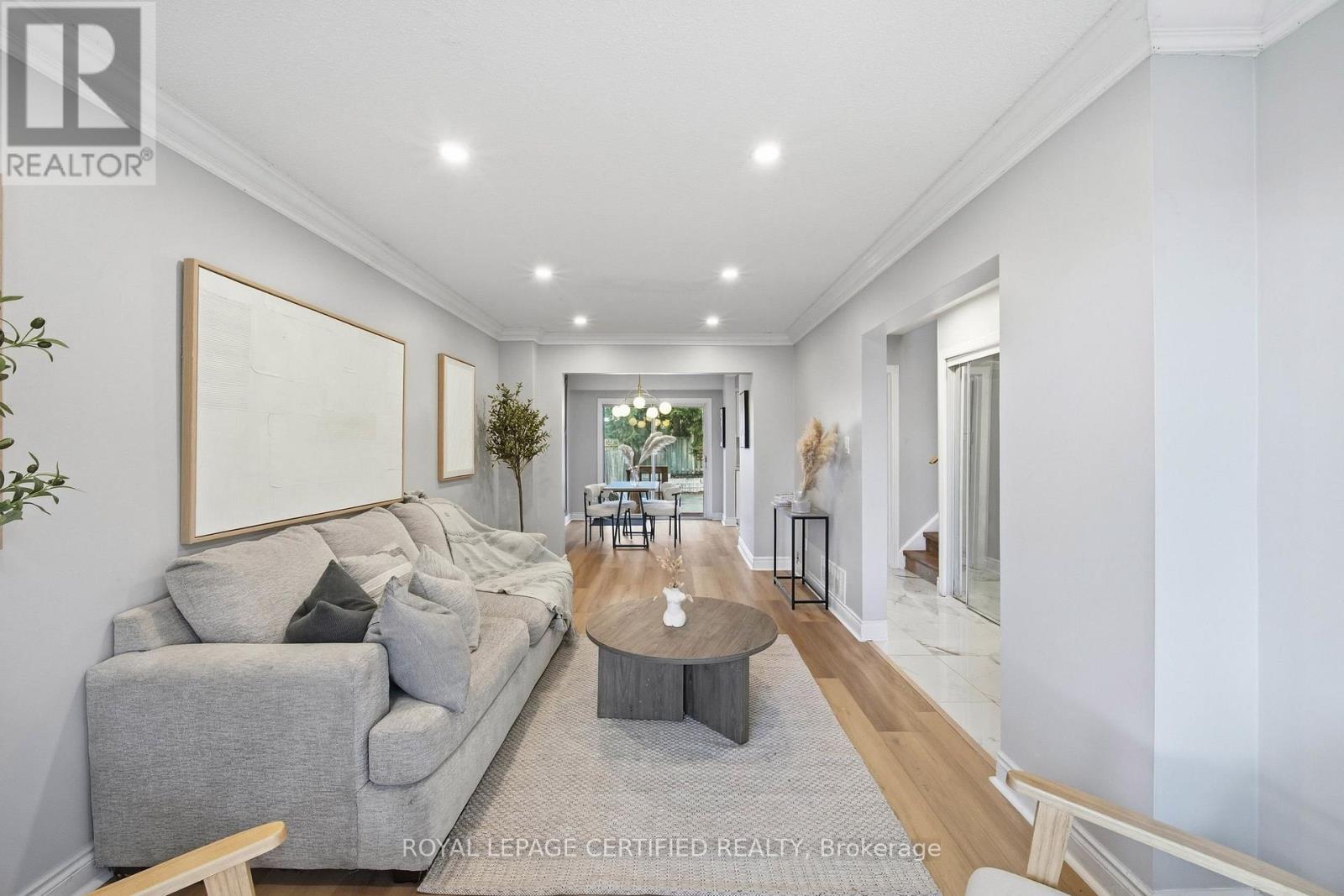 134 Hansen Road N Property Photo 4