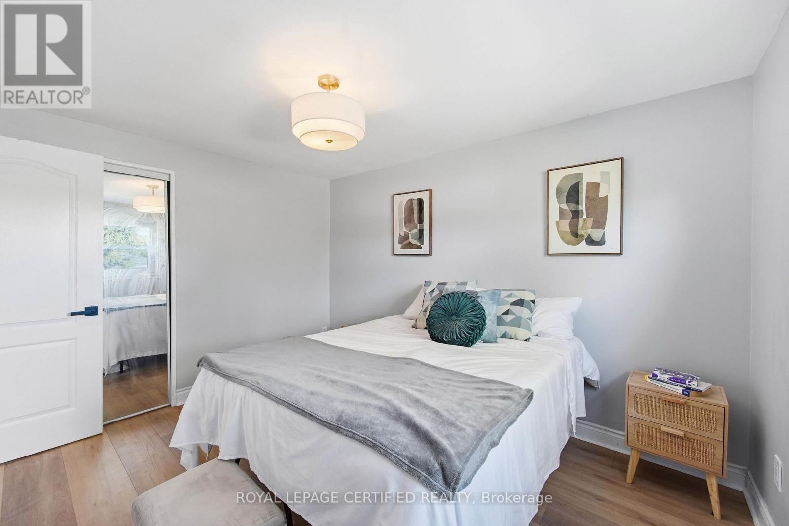 134 Hansen Road N Property Photo 13
