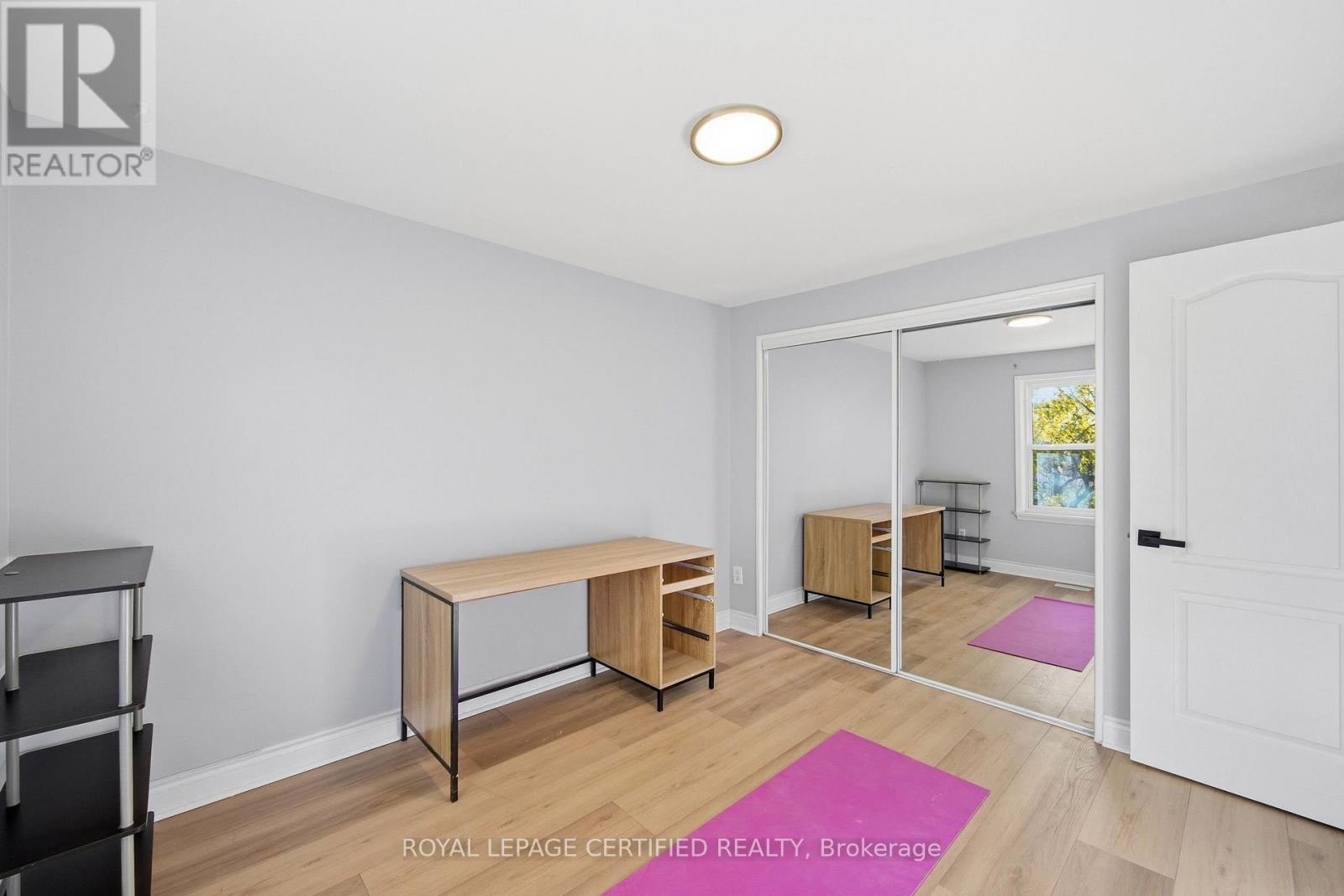 134 Hansen Road N Property Photo 17