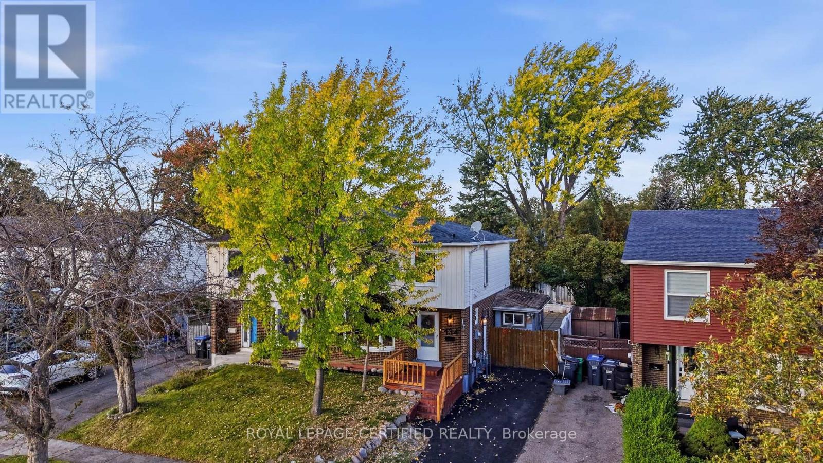 134 Hansen Road N Property Photo 28