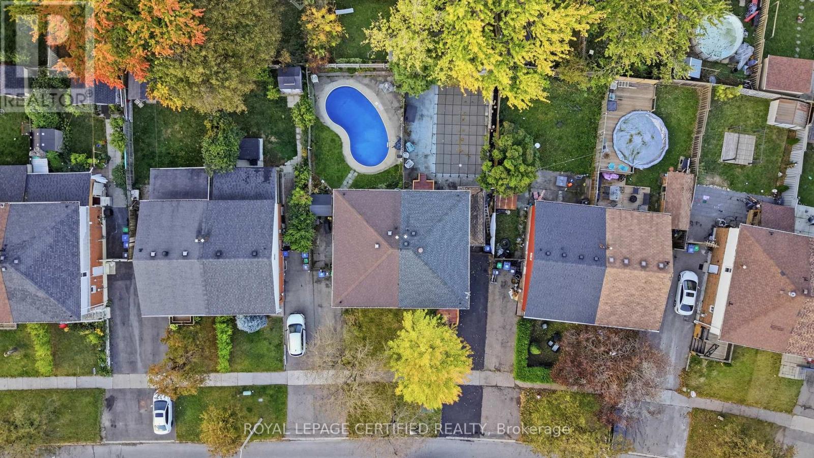 134 Hansen Road N Property Photo 31