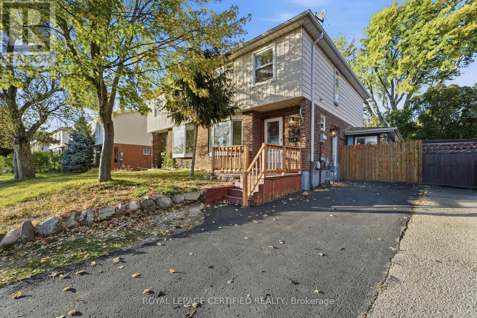 134 Hansen Road N Property Photo 35