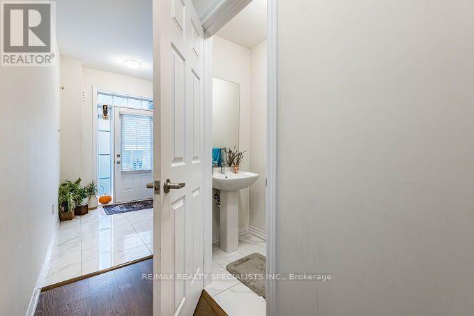 326 Bonnieglen Farm Boulevard Property Photo 11