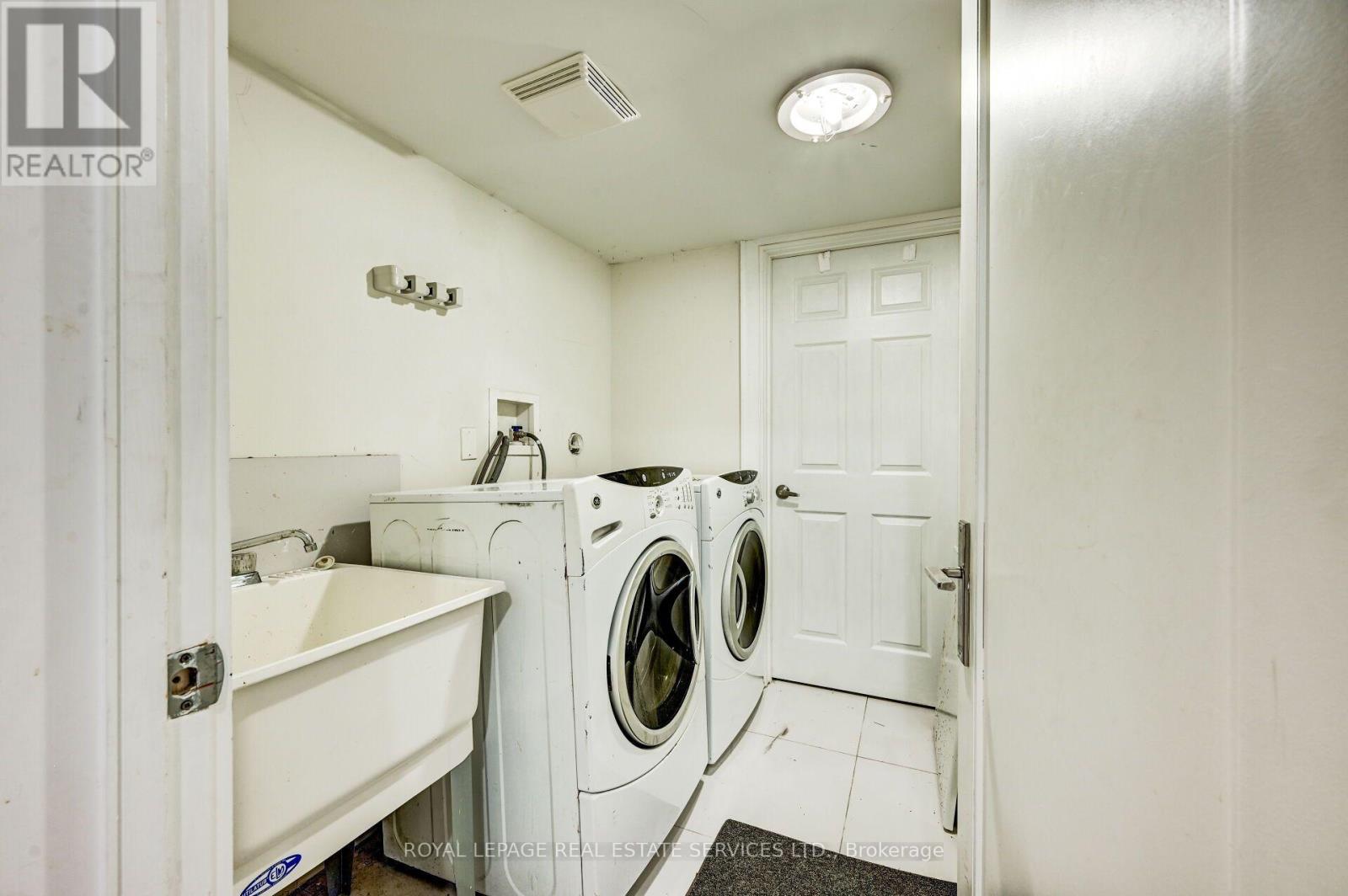 L - 63 Burrows Avenue Property Photo 22