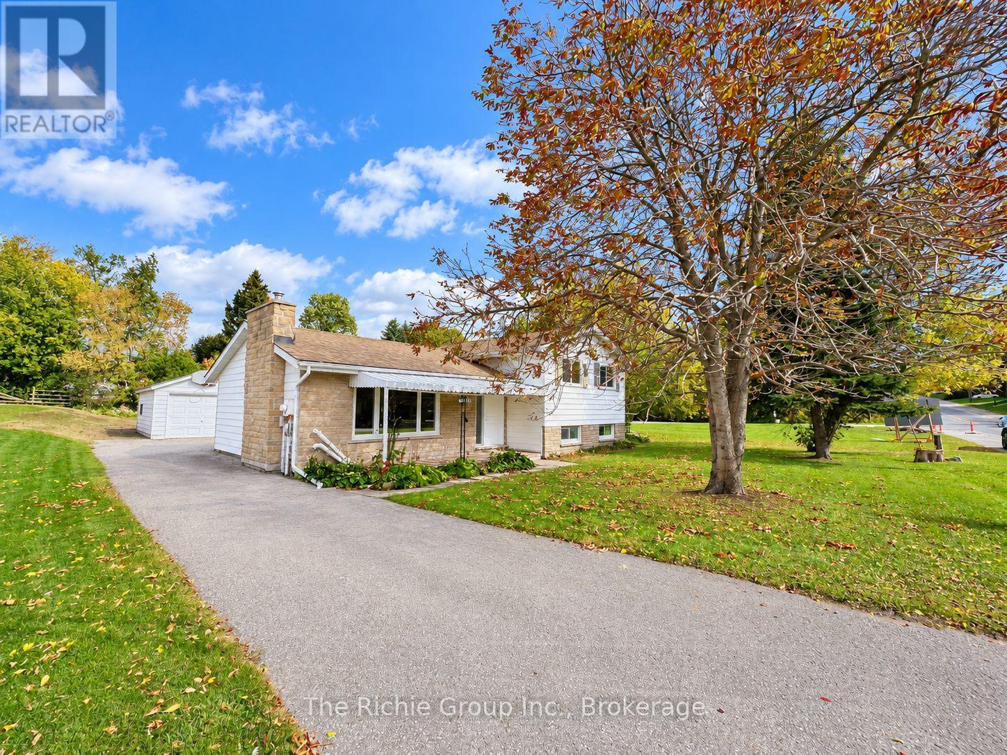 19799 Airport Road Property Photo 23