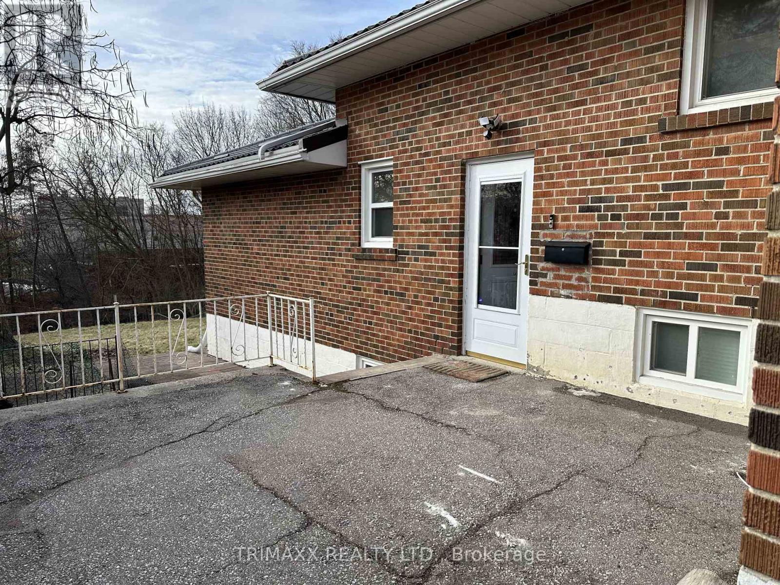 Bsmt - 93 Jeffcoat Drive Property Photo 3