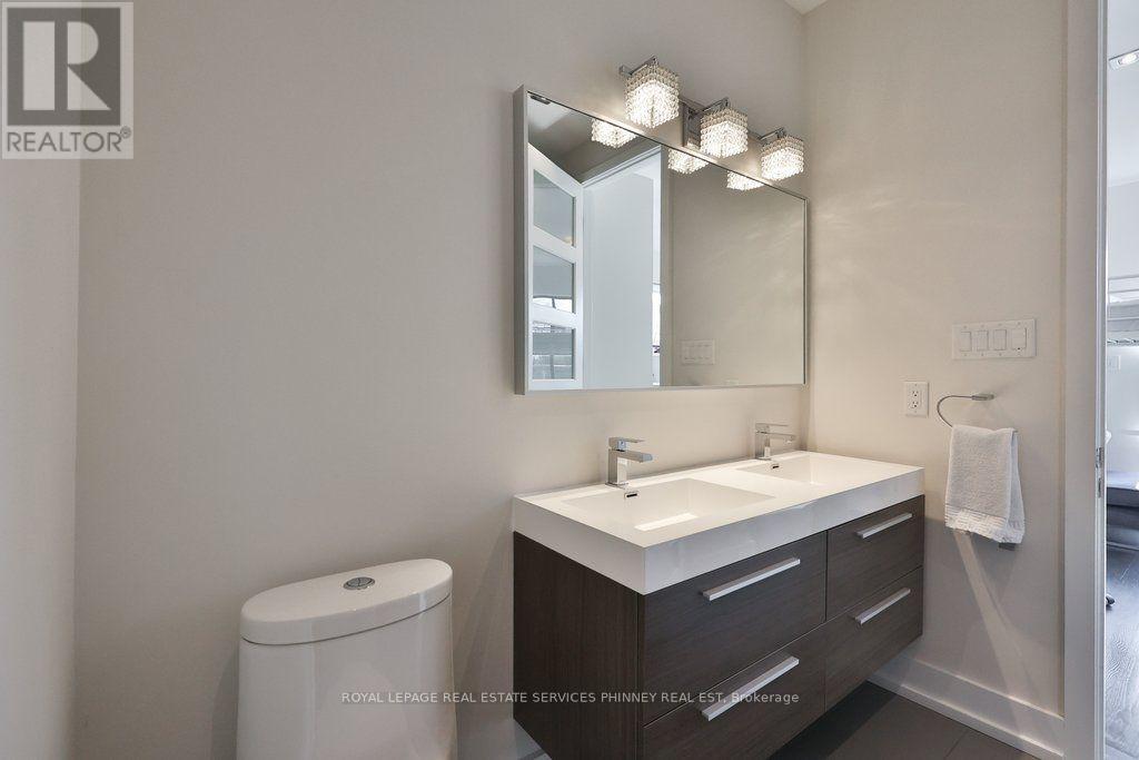 647 Montbeck Crescent Property Photo 26